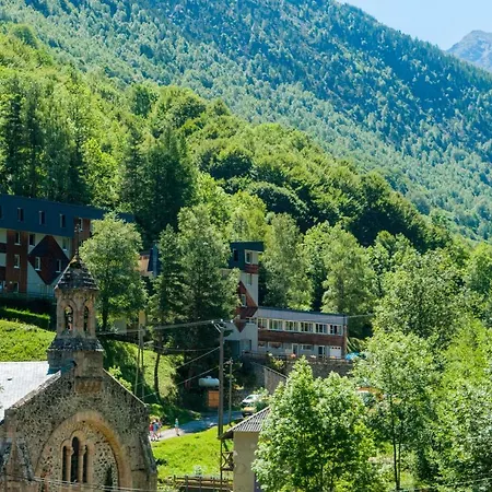 Village De Marc