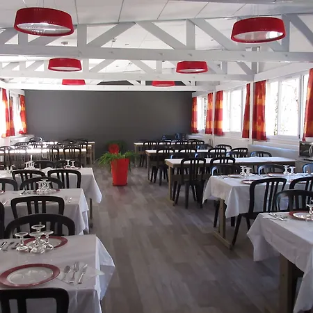 Village De Marc База отдыха *