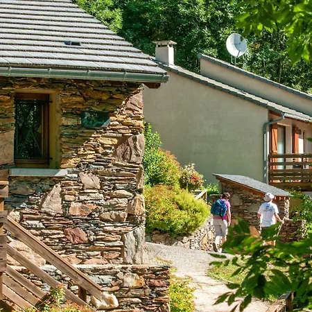 Village De Marc База отдыха *