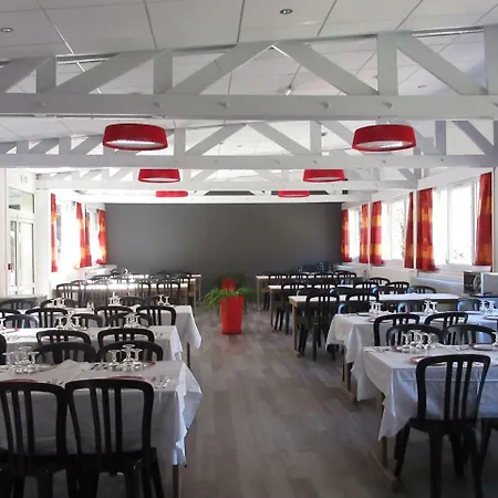 Village De Marc База отдыха